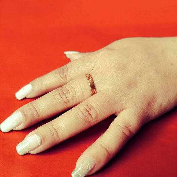 Anillo Cadena Corazones